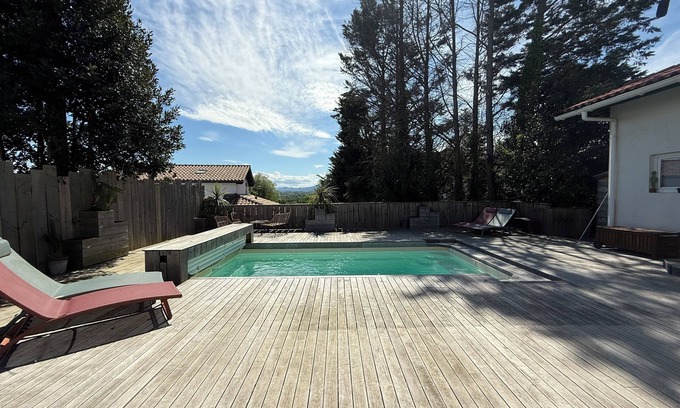 Villefranque House | Charming family home 10 minutes from Bayonne