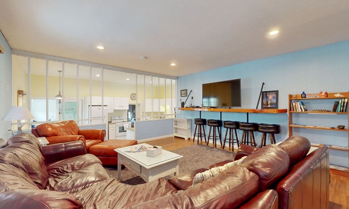Newburyport House | Charming family home conveniently placed near water, beaches, & more