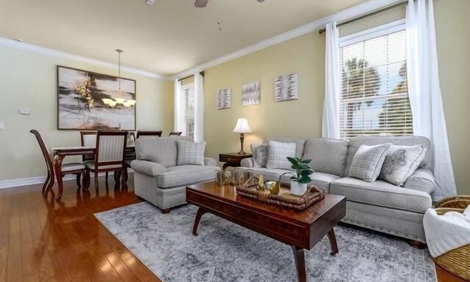 Port Tampa City House | Charming Family Retreat: Cozy Traditional Home in the Heart of South Tampa!