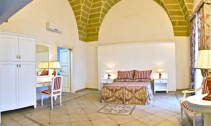 Gallipoli Apartment | Charming Flat with a magnificent view of the seaside - Down Town