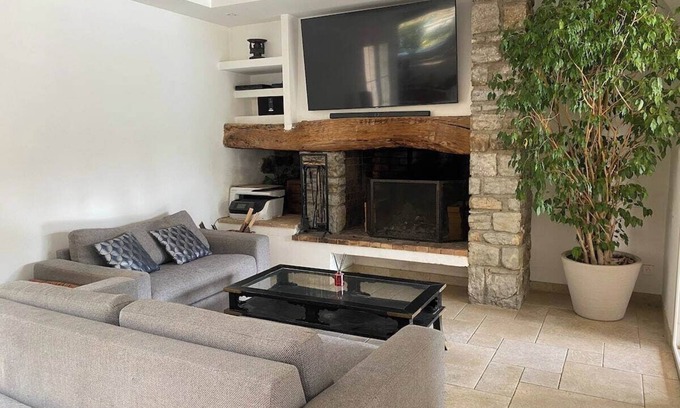 La Roquette-sur-Siagne Villa | Charming villa