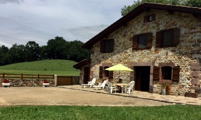 Saint-Jean-Pied-de-Port House | Charming character house, mountain view, excellent commodities