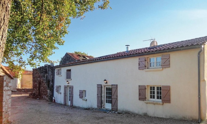 Saint-Pierre-de-la-Fage House | Charming cottage 30 km from Clermont-l.