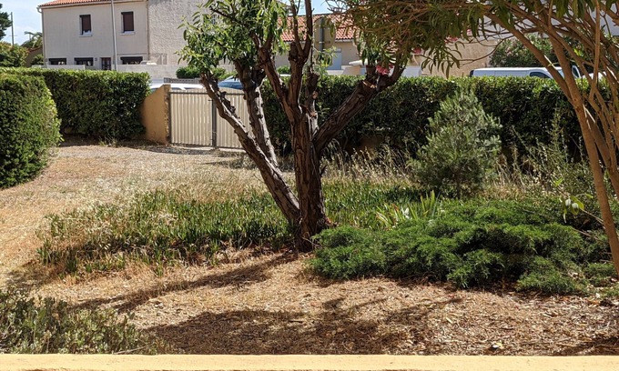 Port-la-Nouvelle Apartment | Charming Ground-Floor T2 Apartment, 300m from Beach, Port View, Parking Included, Sleeps 4.