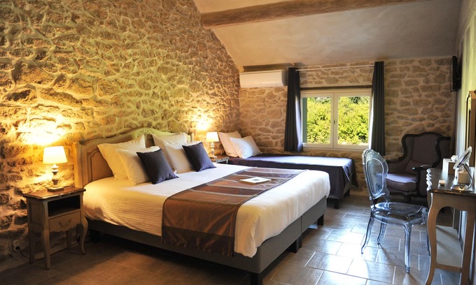 Sarrians House | CHARMING GUEST HOUSES IN PROVENCE IN THE HEART OF THE VINES