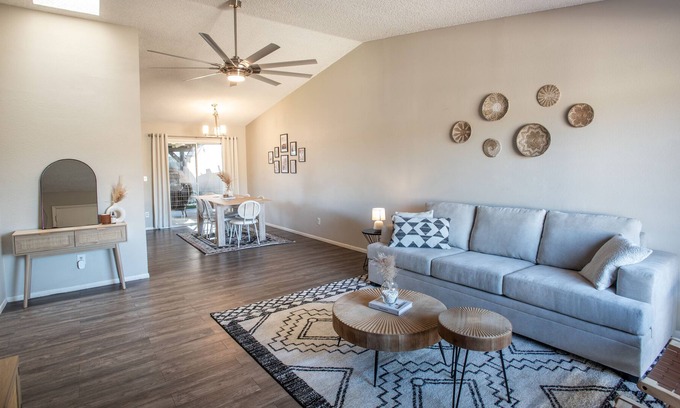 Glendale House | Charming Home 10-minute drive to Stadium!