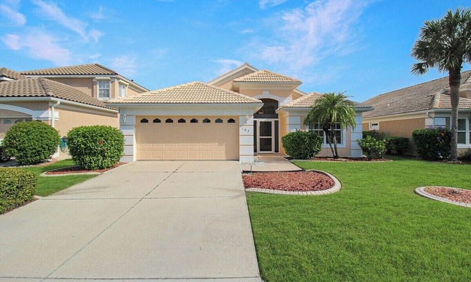 Wexford on the Green House | Charming Home In Wexford On The Green - Ibis Paradise