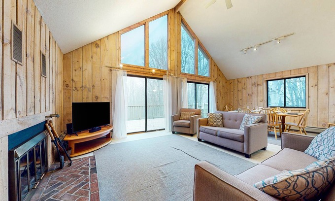 Wilmington House | Charming home with fireplace, game room, full kitchen, gas grill, & balcony