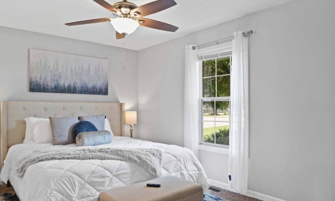 Clarksville House | Charming House Close to Fort Campbell and Casino