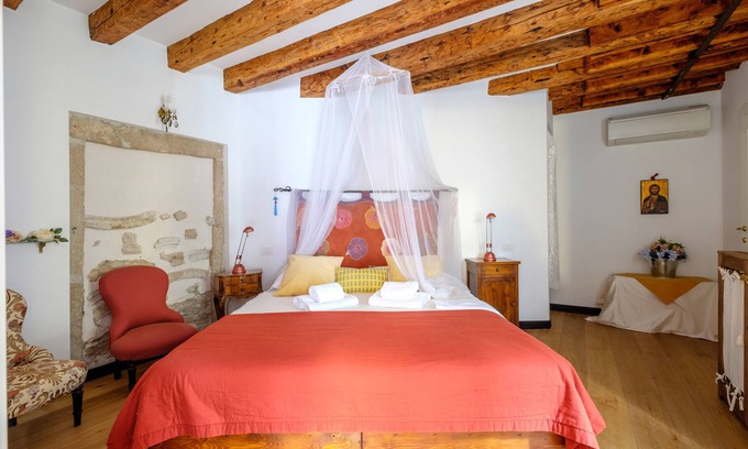 San Polo Apartment | Charming house with private terrace in the heart of Venice