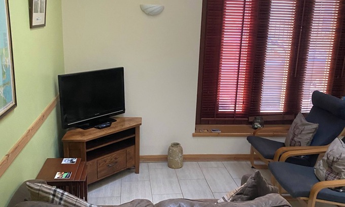 Stromness Cottage | Charming in the heart of Stromness Pet friendly nSaturday Arrival and Departuren