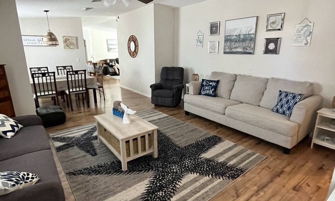 Key Largo House | Charming Key Largo Retreat - Near Marinas, Beaches, Pickleball Courts, and Parks