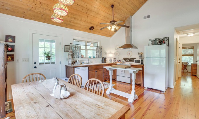 Lawley Cottage | Charming Lawley Cottage: Deck, Fire Pit & Yard!