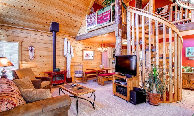 Dillon House | Charming log cabin w/restful hot tub, perfect moments maker with your pups!