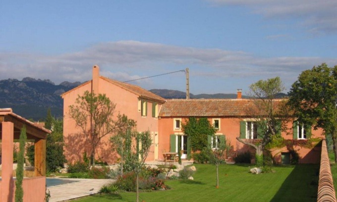 Aubignan Other | Charming mas with pool on 3800m², Mont Ventoux and Dentelles de Montmirail