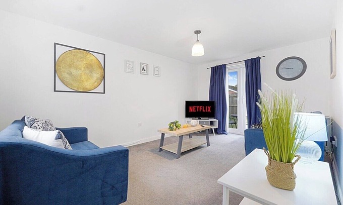 Stockton-on-Tees House | Charming Modern Home, Near High Street, Sleeps 5