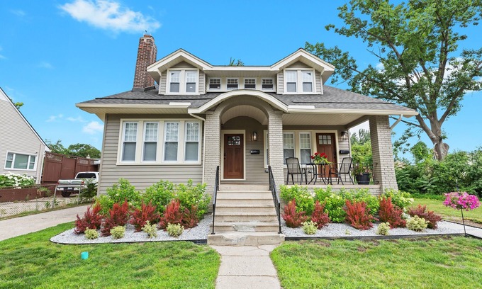 Ferndale Apartment | Charming & Modern 2Bedroom Loft Downtown Ferndale