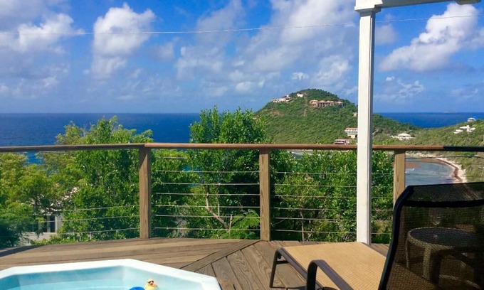 Hart Bay Cottage | Charming Moonsong Cottage One Bedroom in Chocolate Hole Offers Hot Tub & Views!
