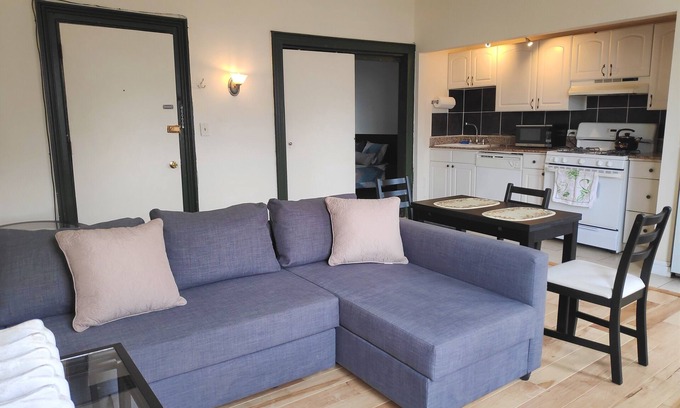 Bolton Hill Apartment | Charming Nest Atop Bolton Hill Brownstone w/Parking & Free Wifi