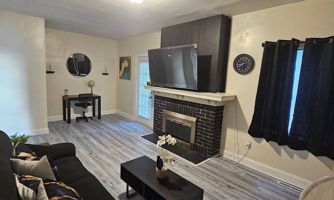 Danville House | Charming newly renovated 2-bedroom house with AC, WiFi in nice neighborhood