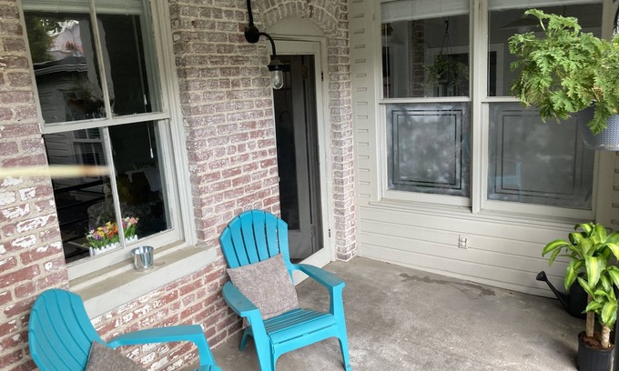 Charleston Historic District Condo | Charming One Bedroom Apartment in Downtown