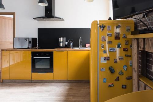 Saint-Ouen Apartment | Charming one-of-a-kind apartment.