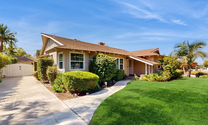 Orange House | Charming Orange Circle home with patio, grill, & game room - near Disneyland