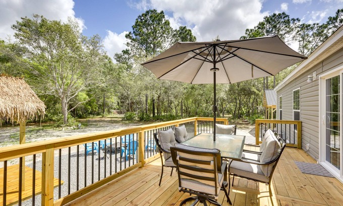 Perry House | Charming Perry Home ~ 2 Mi to the Gulf!