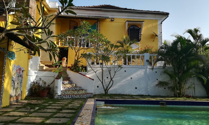 Bardez Villa | Charming Portuguese goan home stay!