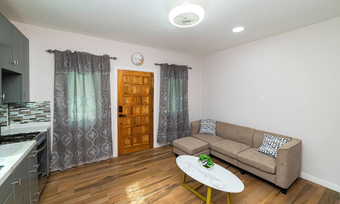 Calvigny Apartment | Charming Retreat in St. George – Relax in Comfort Close to Local Attractions