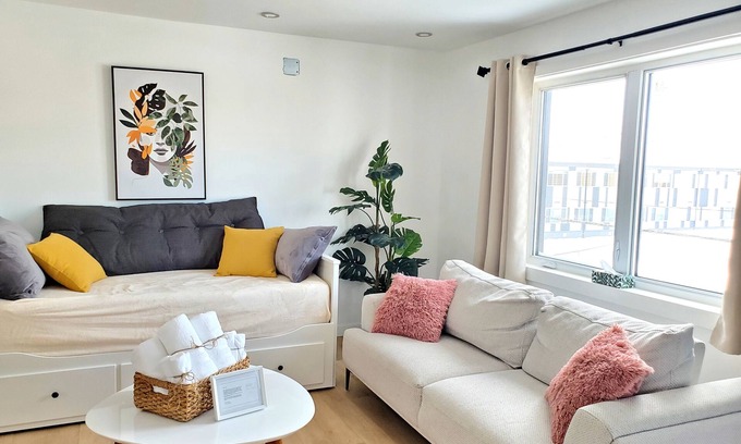 Lafleche Condo | Charming Retreat Near Montreal: Sleeps 7, Pet-Friendly, Free Parking!