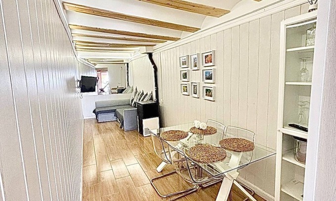 Requena Cottage | Charming rural house in the historic center of Requena, the town.