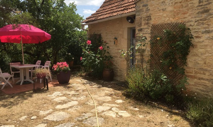 Saint-Medard House | Charming simplicity and a shared pool are the hallmarks of Esther's home.