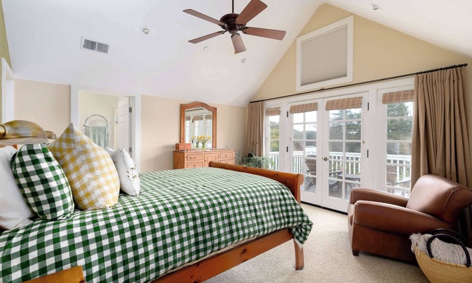 Ladera House | Charming, Spacious, Furnished Rental With Large & Verdant Grounds