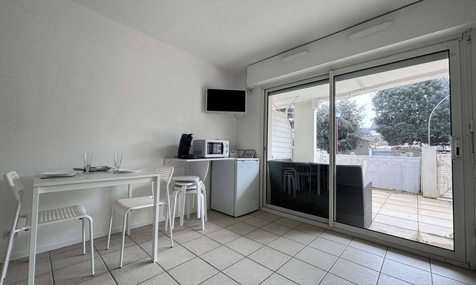 Quartier du Casino Apartment | Charming studio for 4 by the sea