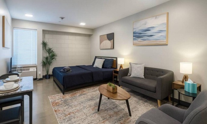 Five Points South Apartment | Charming Studio in Historic Five Points South #06