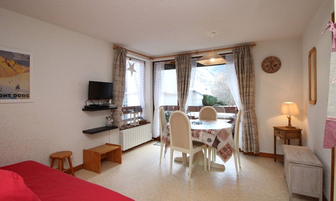 Mont-Dore Apartment | Charming T2 Apartment with Balcony, Parking, and WiFi Near Ski Shuttle and Thermes