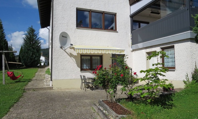 Grattersdorf Apartment | Charming vacation apartment (48m2) with a view of the countryside