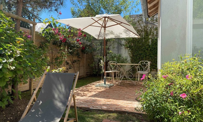 Villers-sur-Mer House | Charming Villa Near Beach & Town Center with Garden, Wi-Fi & Free Parking in Villers-sur-Mer