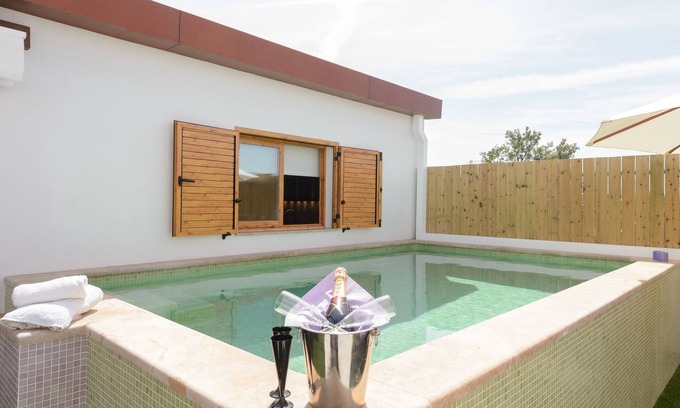 Ibiza Town Villa | Charming villa near Ibiza ideal for families *JULY OFFER*.