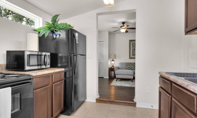East Pensacola Heights Villa | Charming villa steps from the water in beautiful Pensacola