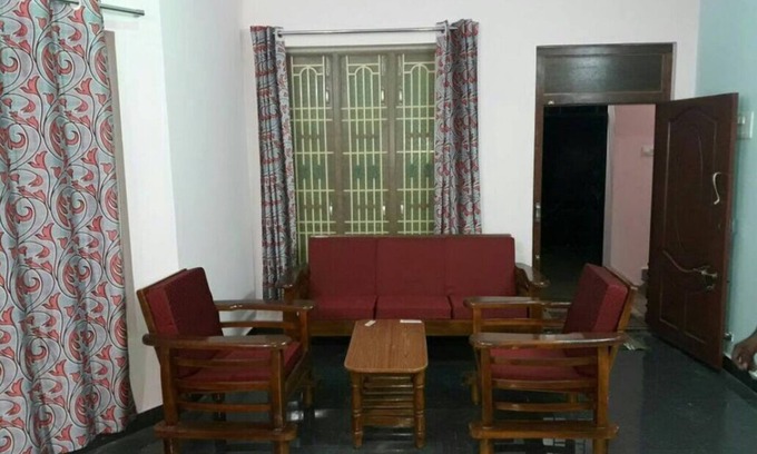 Tiruvannamalai Villa | Charming villa with WiFi, fitness room in lovely Tiruvannamalai