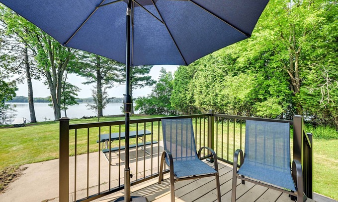 Wausau Cottage | Charming Wausau Cottage: On-Site Lake Access!