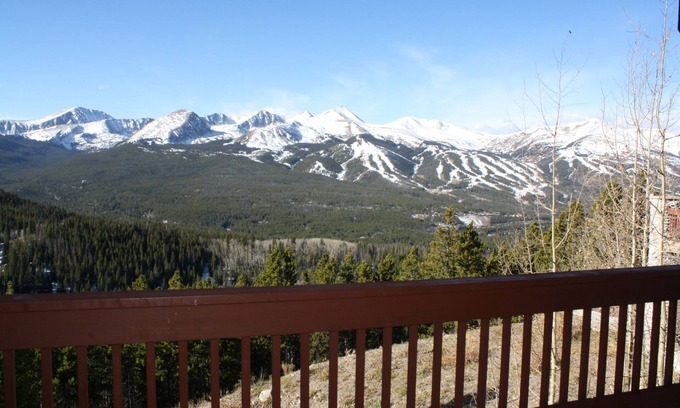 Baldy Mountain House | Charter Ridge #20: Impeccable Views of Breckenridge- Scenic Private Hot Tub