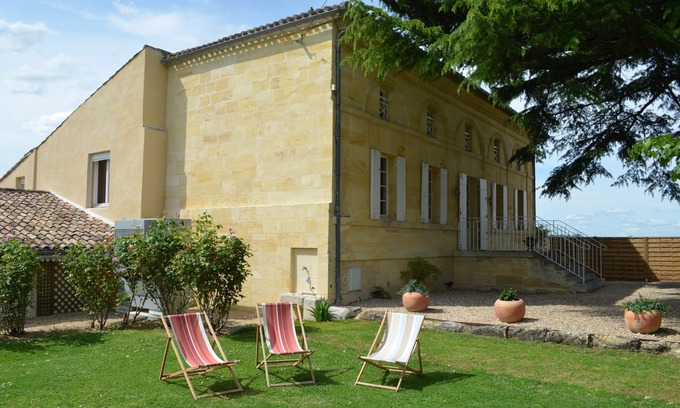 Genissac House | Chartreuse between Saint Emilion and Bordeaux