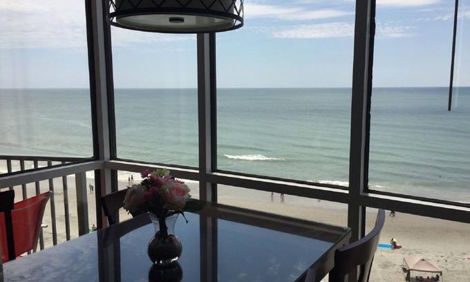 Myrtle Beach Condo | "Chasing Waves"-Oceanfront Luxury King Condo w/separate Living Room & the views