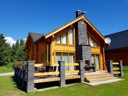 Tatranska Lomnica Ski Chalet | Chata Nikol