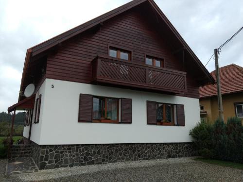Ziar House | Chata Radiva