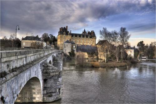 Durtal Bed & Breakfast | Chateau de Durtal