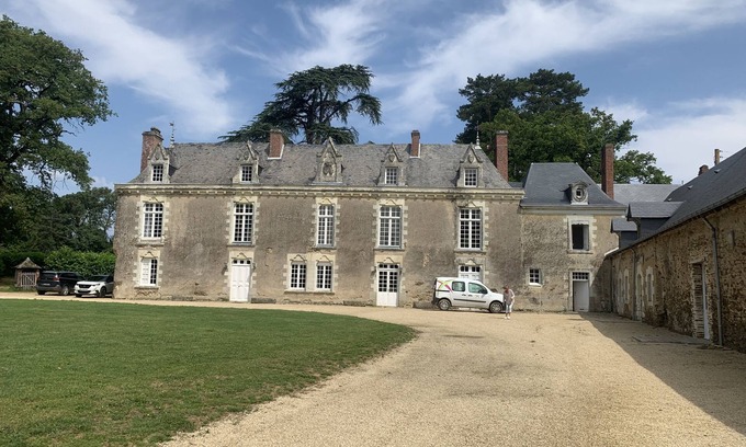 Becon-les-Granits Other | Chateau de Famille - 30 Personnes